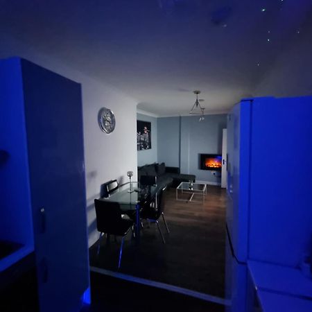 Beautiful Modern Apartment On Wick Lane London Exterior foto